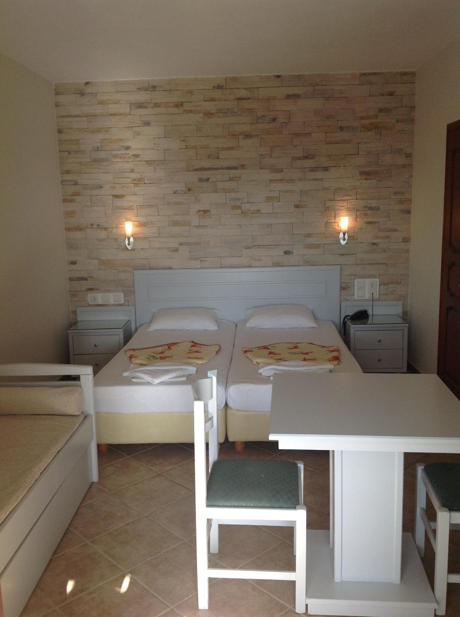 Plaka Hotel I Bagian luar foto